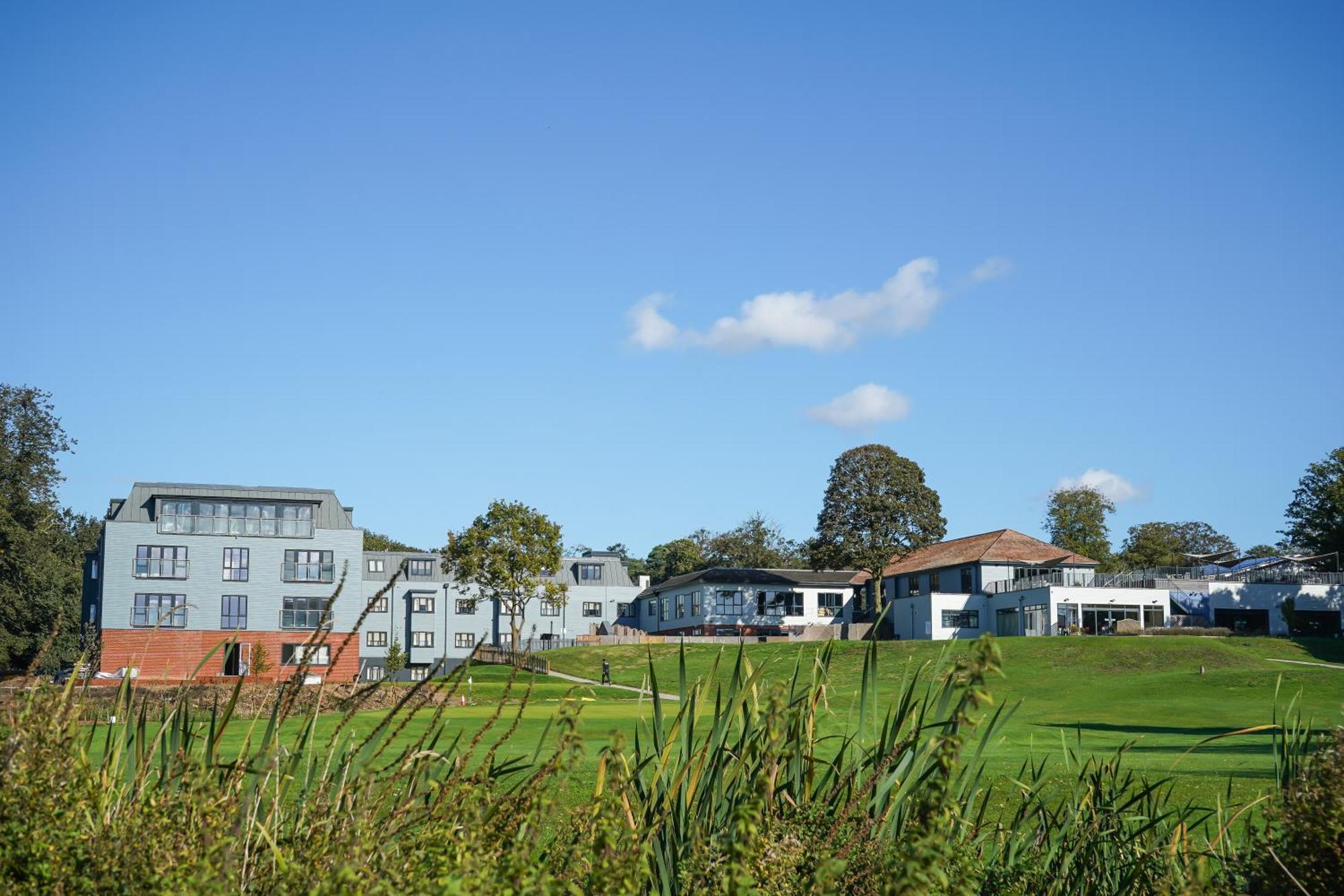All Saints Resort Bury St. Edmunds Buitenkant foto