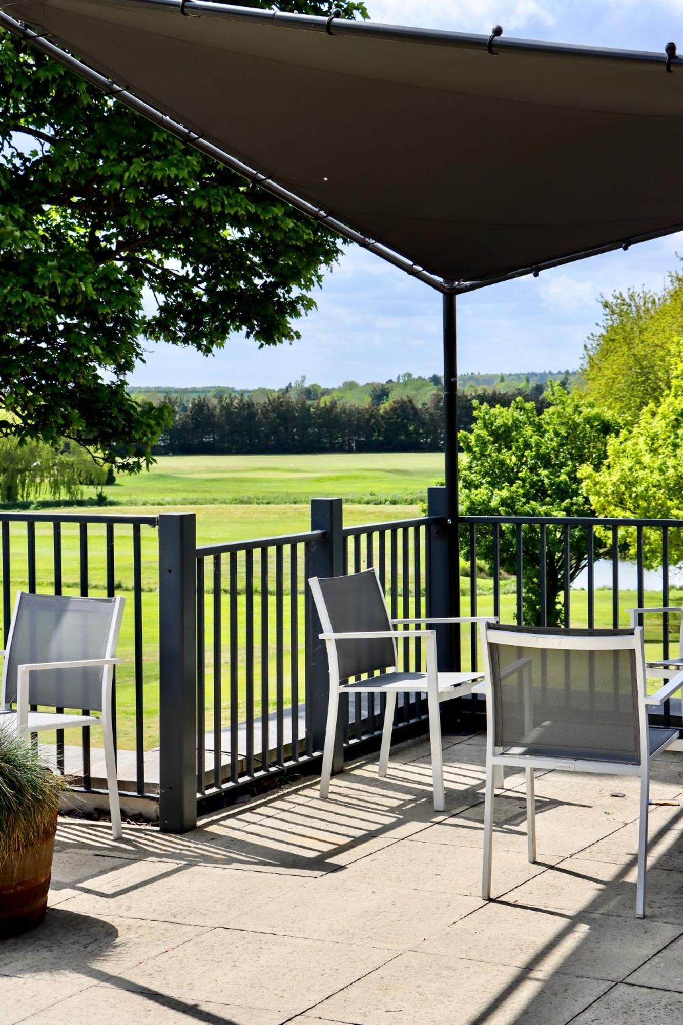 All Saints Resort Bury St. Edmunds Buitenkant foto